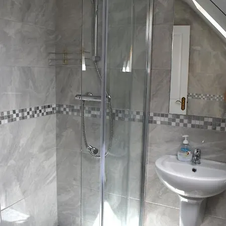 Bed & Breakfast The Meadows 4*
